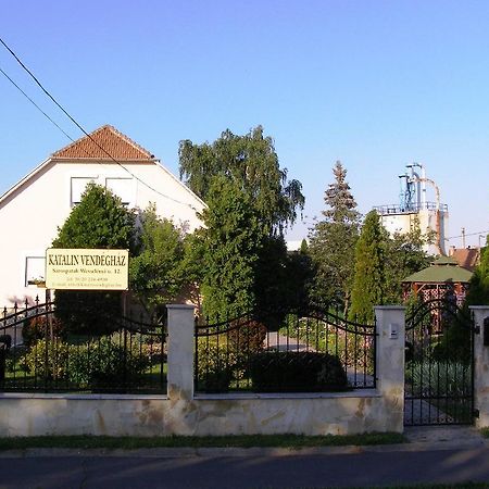 Hotel Katalin Vendeghaz Sárospatak Exterior foto